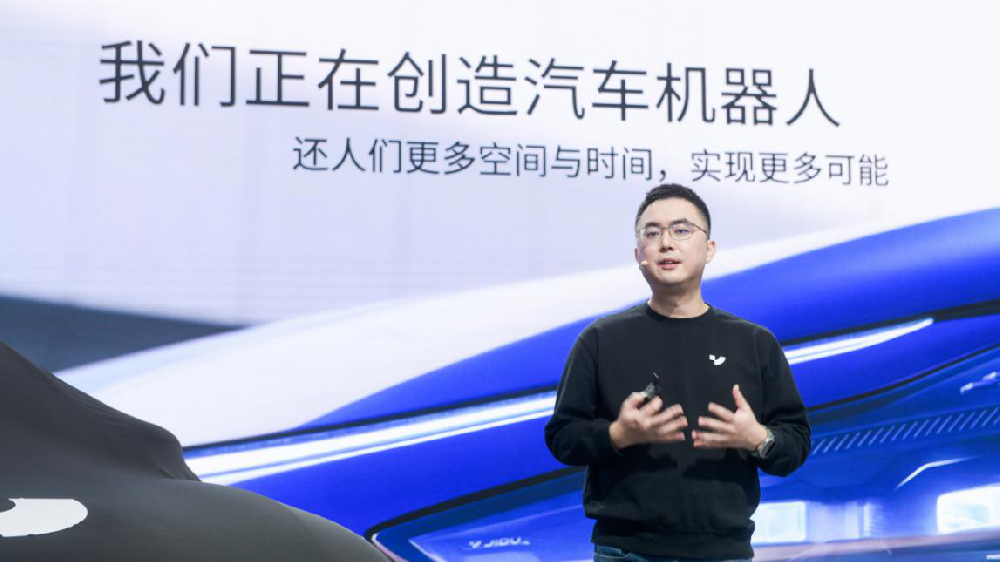 媒体管家：深夜发长文致歉 极越CEO夏一平称“没有预见到资金问题的严重性”