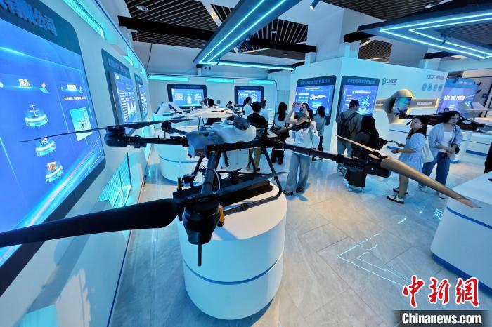 2025媒体管家:福州高新区无人机产业蓬勃发展