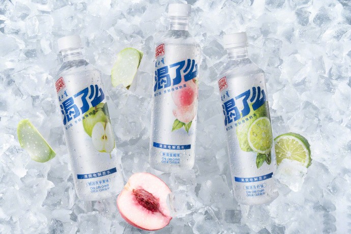 东北旅游热下,健力宝电解质水的“圈粉”秘籍 东北旅游热下,健力宝电解质水的“圈粉”秘籍