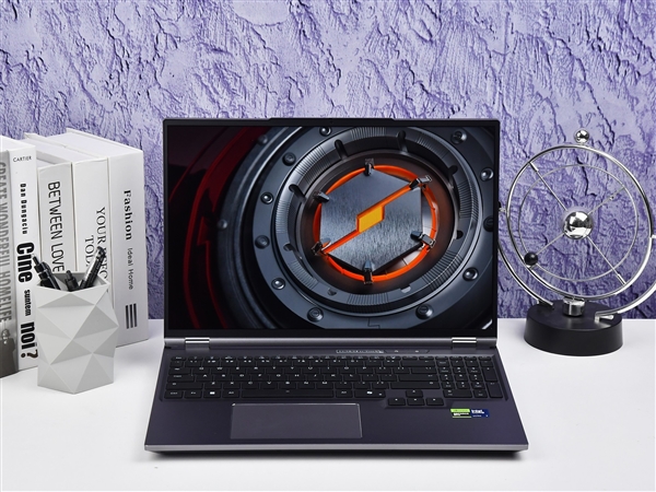 同配置比别家便宜1000块！体验机械革命耀世16 Ultra