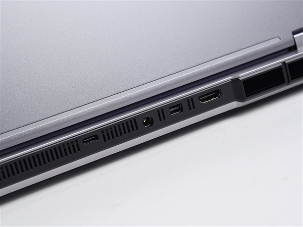 同配置比别家便宜1000块！体验机械革命耀世16 Ultra