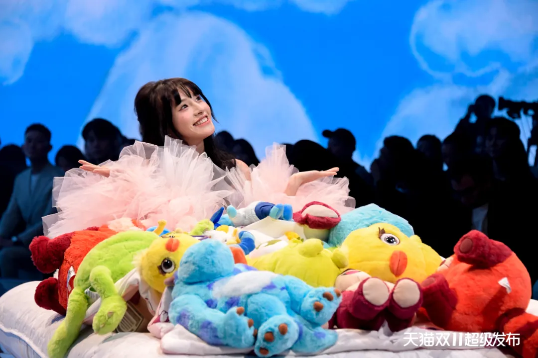 50个全球大牌，在「天猫双11超级发布」觉醒(图16)