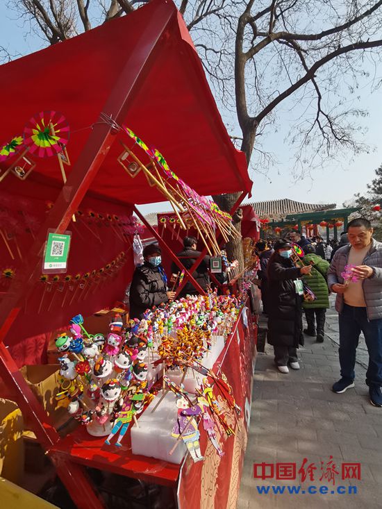 【新春走基层】北京：逛庙会，让“年味”拉满(图8)
