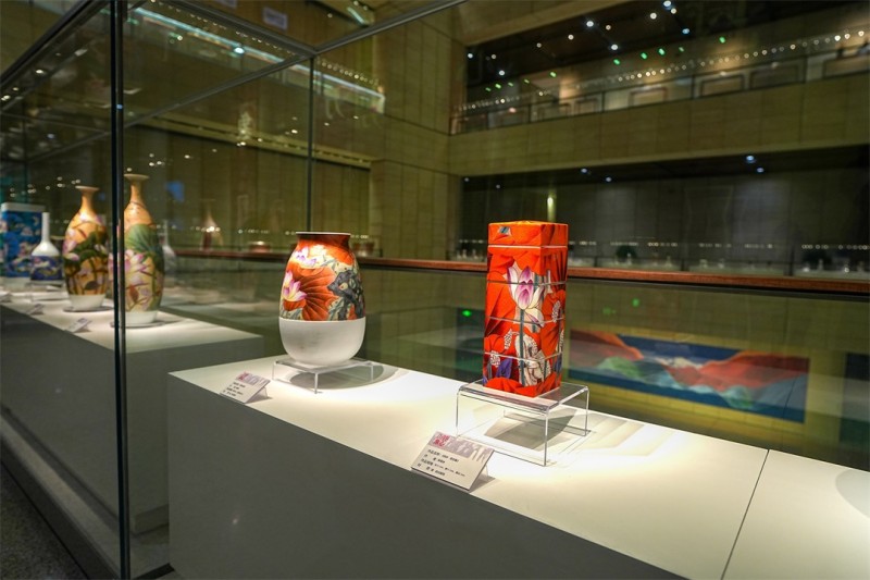 “守护者传播计划·诗心万象——张闻冰陶瓷艺术展”文化影响力持续绽放中(图4)