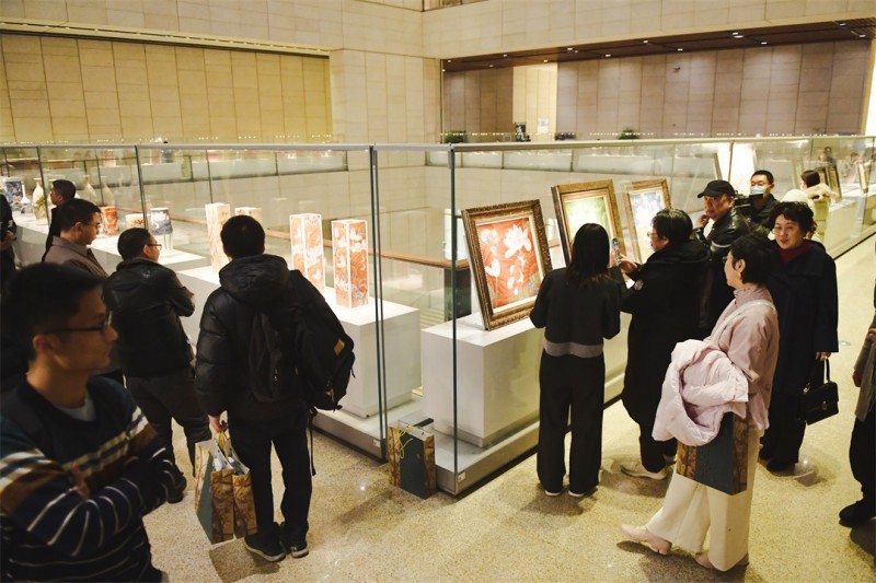 “守护者传播计划·诗心万象——张闻冰陶瓷艺术展”文化影响力持续绽放中(图5)