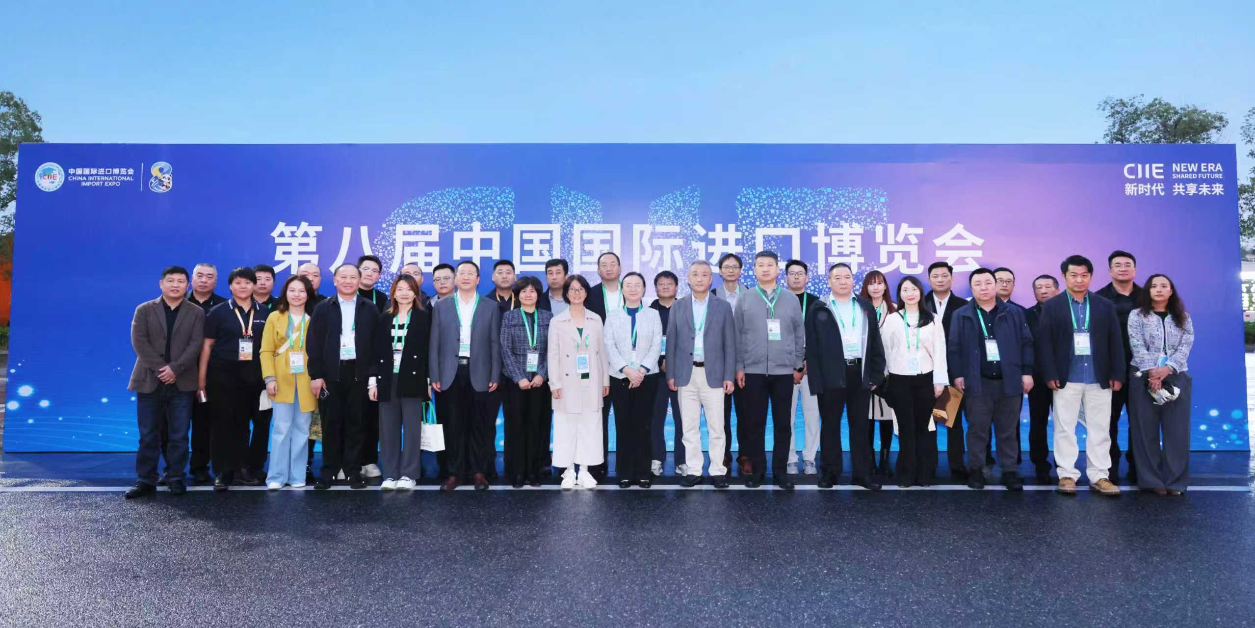 高品质麦卢卡蜂蜜——百维塔,进博会首秀(图4) 高品质麦卢卡蜂蜜——百维塔,进博会首秀(图4)